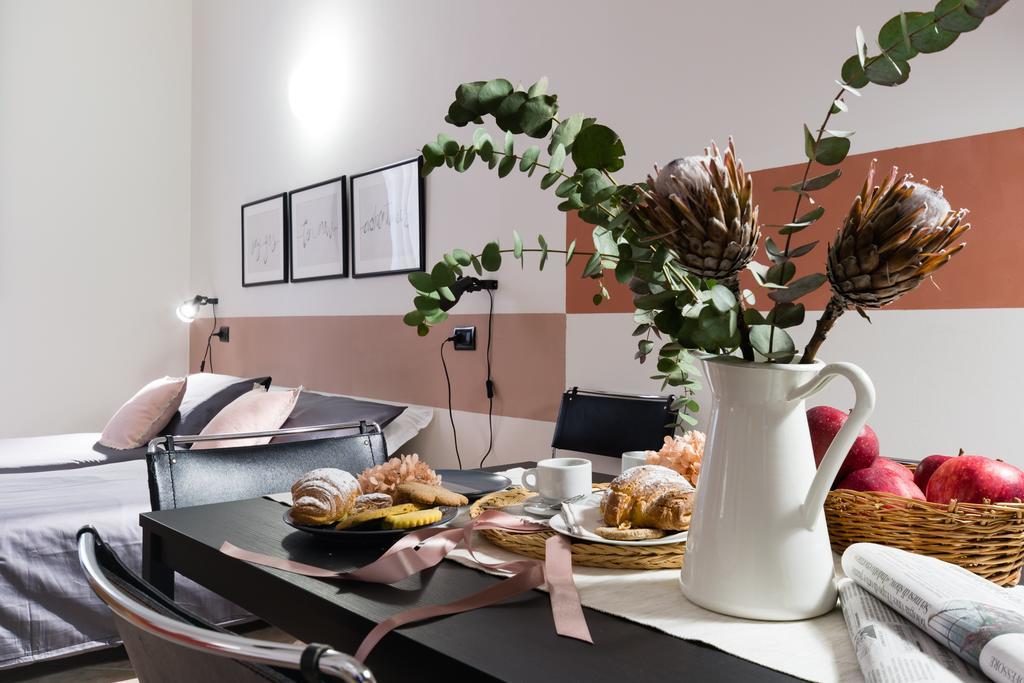 Senzanome - Old Town - Bologna Apartment Luaran gambar