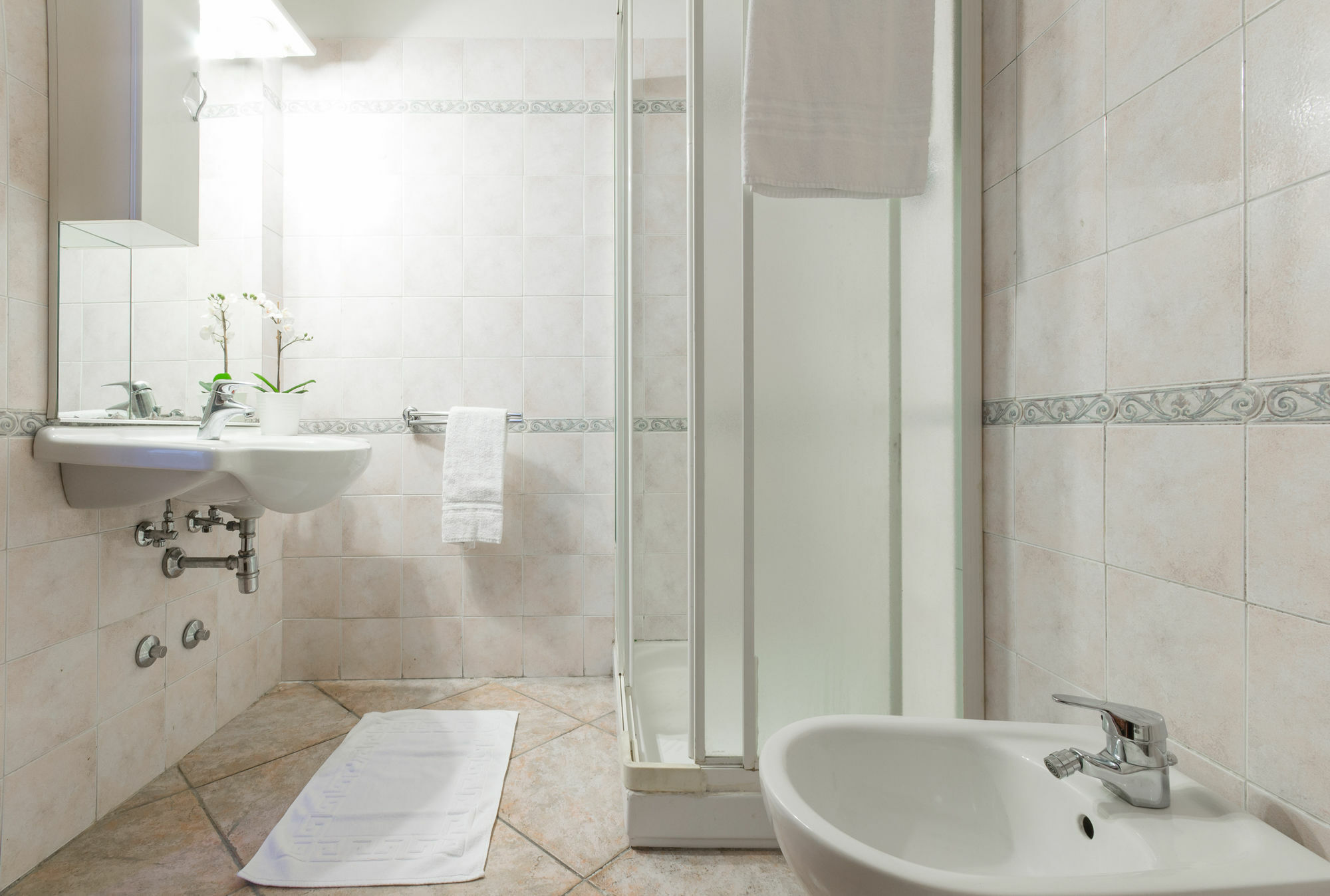 Senzanome - Old Town - Bologna Apartment Luaran gambar